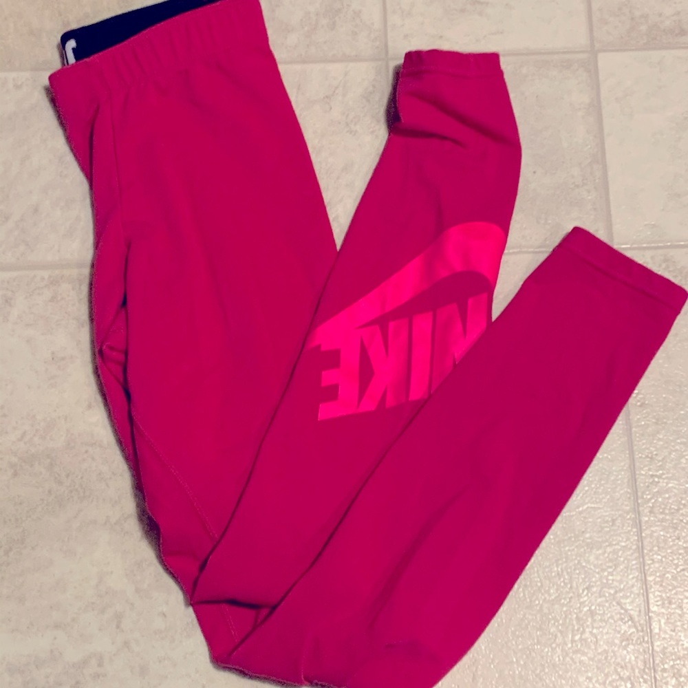 Nike Tech Logo Leggings
